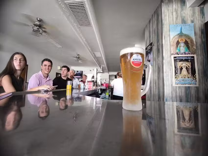 Bar Zaprri