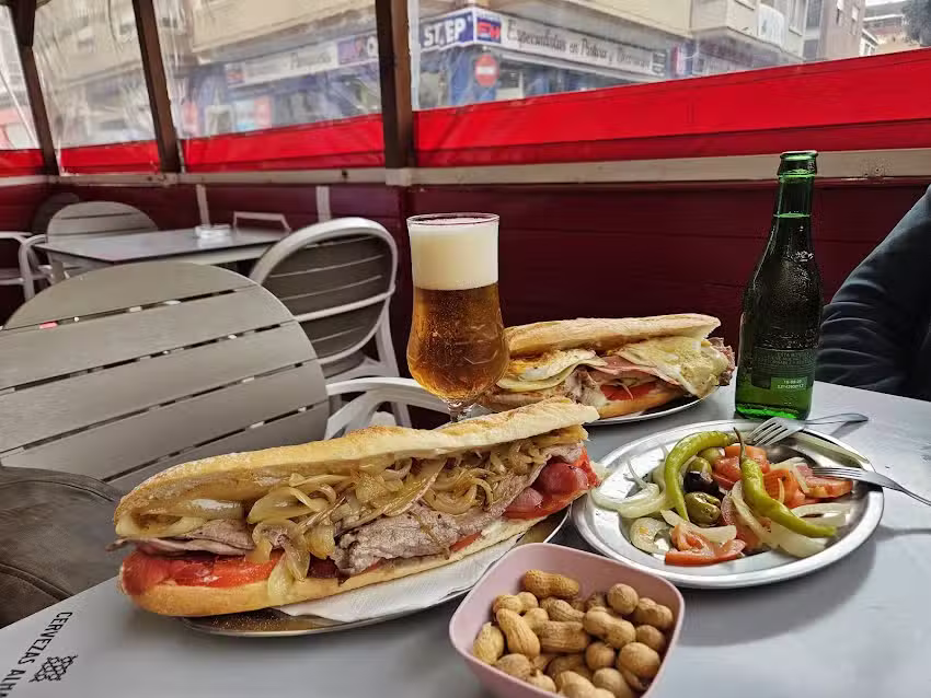 bar Zona Franca