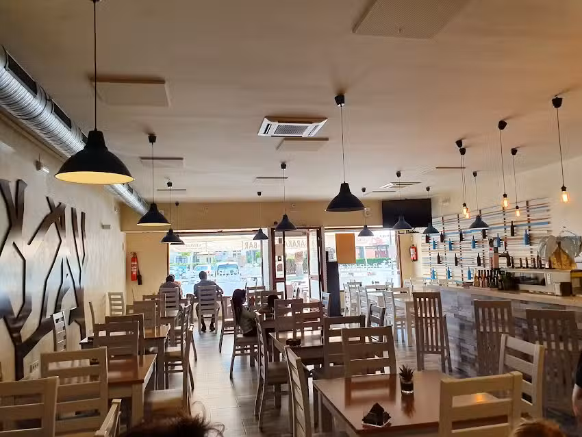 Baraka Caf&eacute; Bar