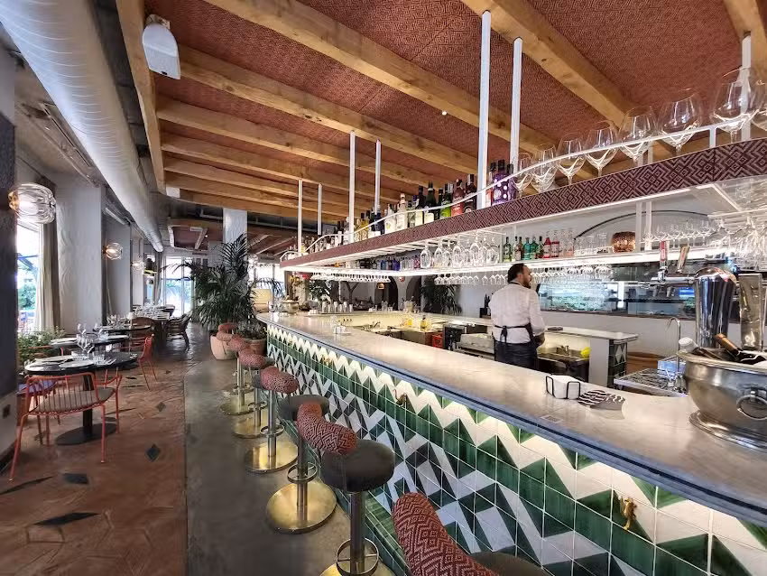 Barbarita | Restaurante de tapas y brasas en Nervi&oacute;n, Sevilla