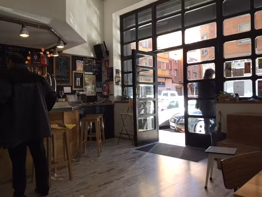 Barrio Bar