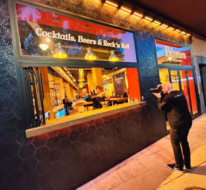 B&aacute;varo Caferock