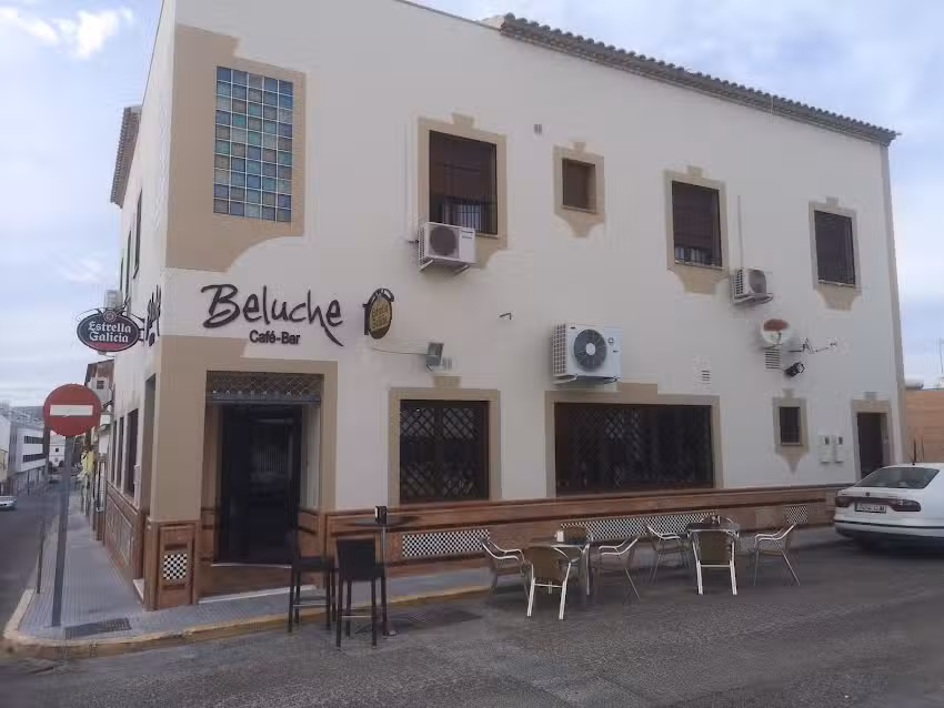 Beluche Caf&eacute;-Bar
