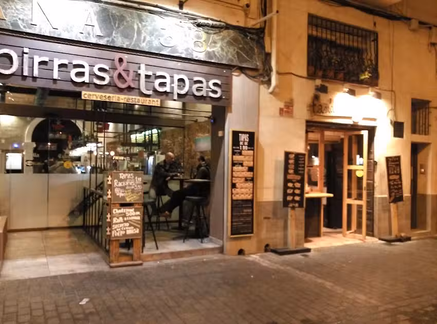 Birras & Tapas