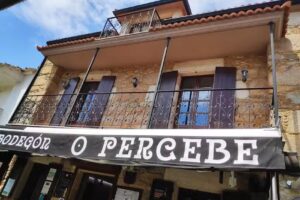 Bodeg&oacute;n O Percebe