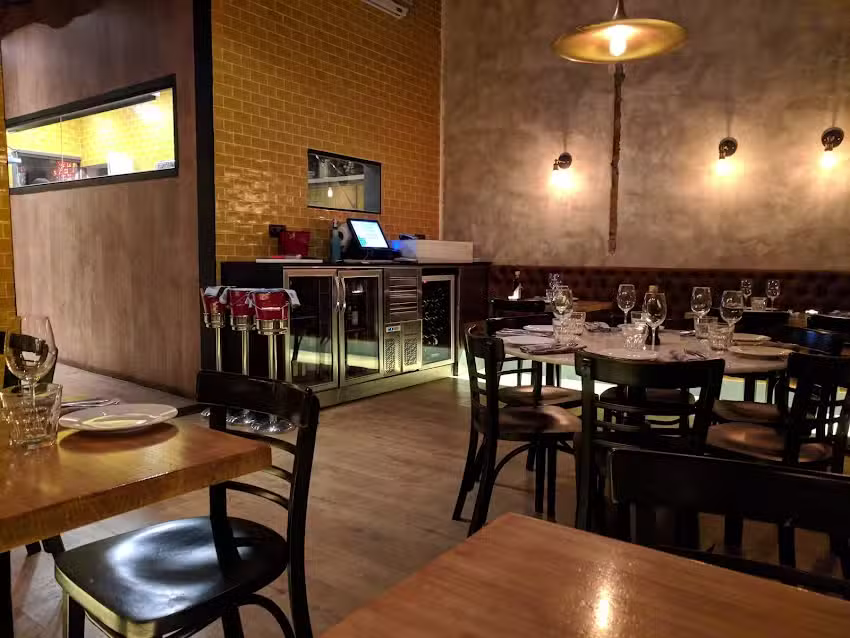 Bronzo &ndash; Bar e cucina (Eixample)