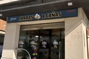 Brubel Jarras & Ca&ntilde;as