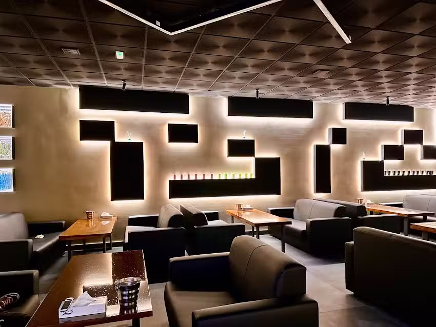 不误正夜 NWNN Shisha Bar