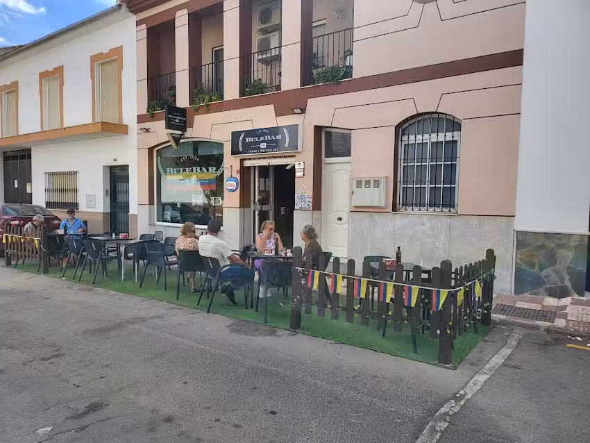 BULEBAR TAPAS Y BOCADILLOS &bull;Restaurante Colombiano