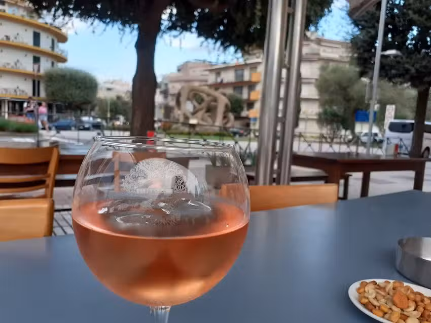 Bus bar