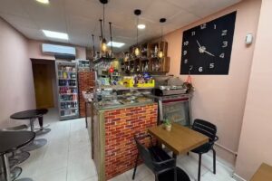 Ca la mona cafetería bar