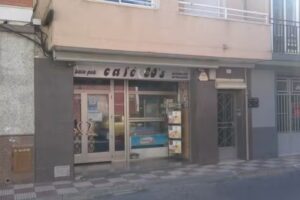 Cafe 80