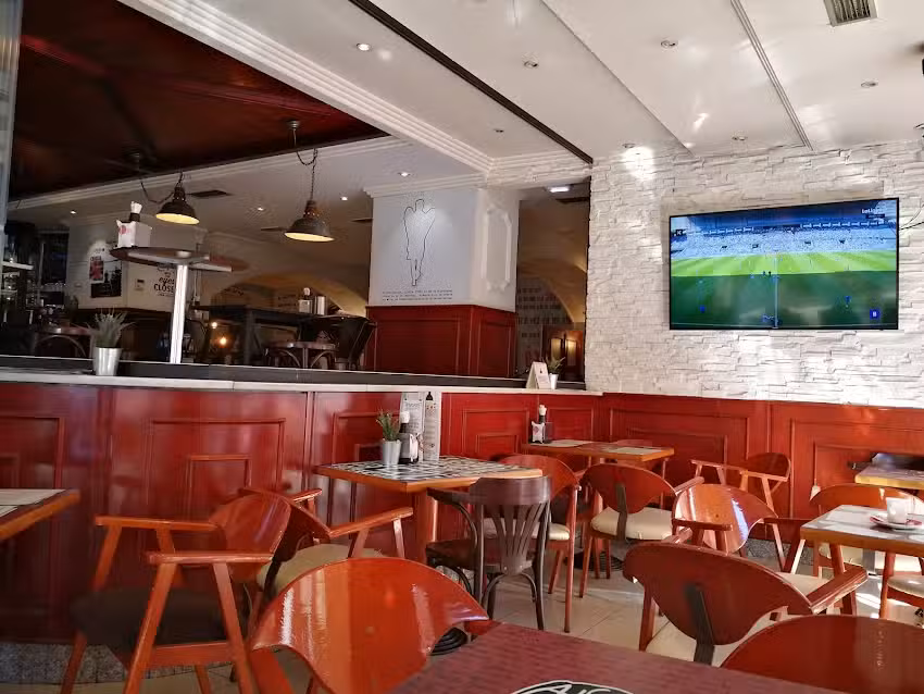 Caf&eacute; &Aacute;gora