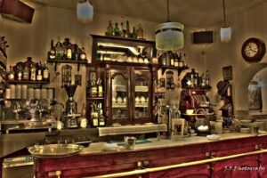 Caf&eacute; Ajenjo &ndash; Malasa&ntilde;a