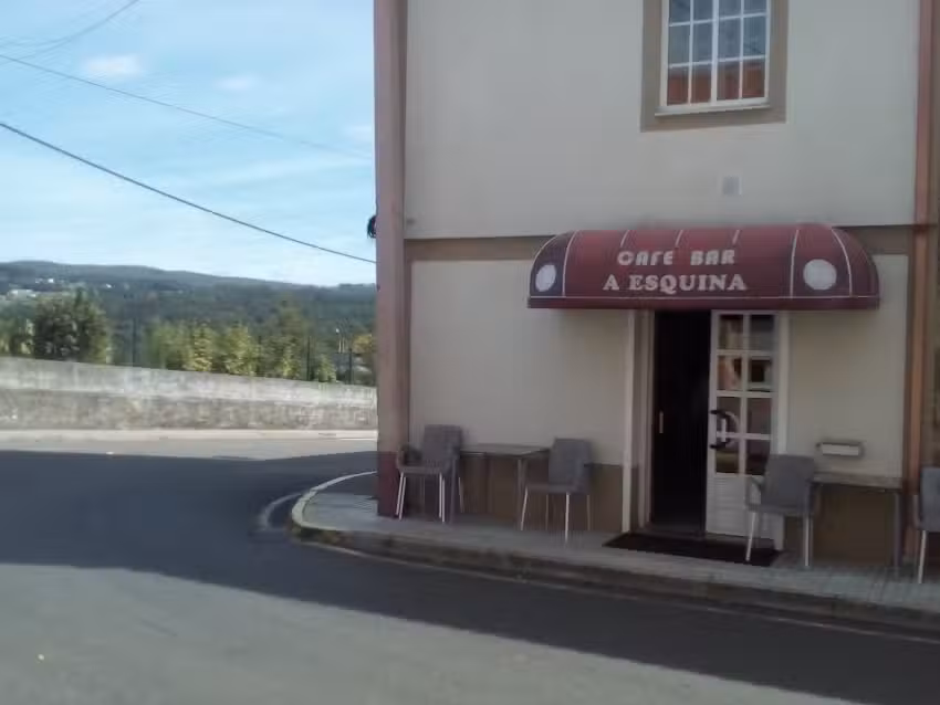 Caf&eacute; Bar &laquo;A Esquina&raquo;