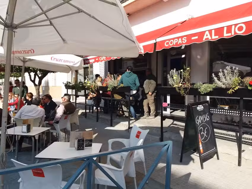 Caf&eacute; Bar Al L&iacute;o