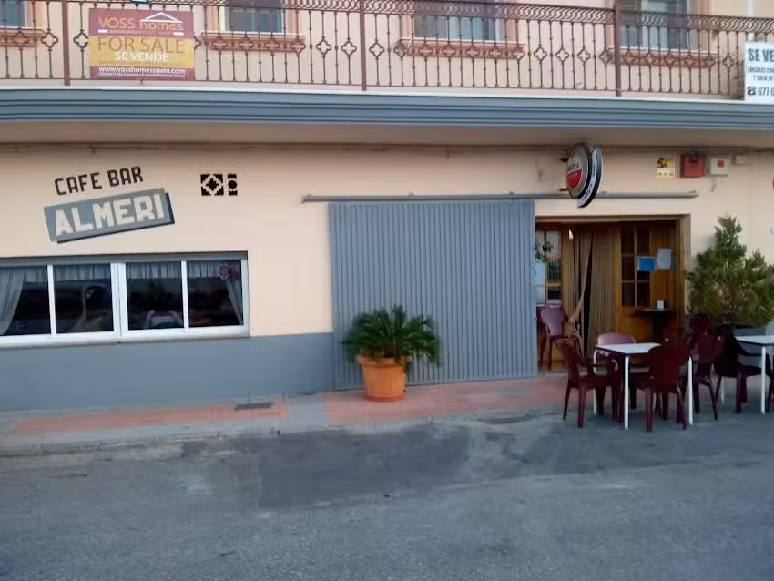 Cafe Bar Almeri