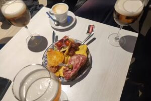 Caf&eacute;-Bar Baeza