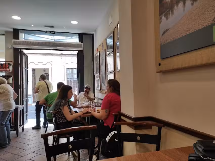 Caf&eacute; Bar Baltan&aacute;s