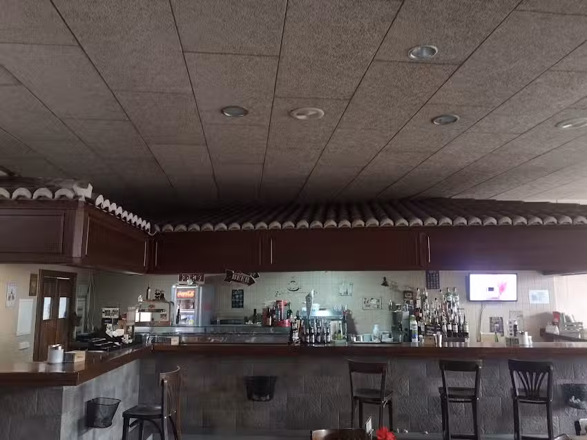 Caf&eacute; Bar Belv&iacute;s