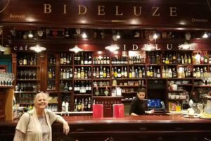 CAF&Eacute; BAR BIDELUZE