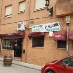 Cafe Bar Blanco y Negro