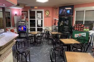 Caf&eacute; Bar Bombona (Bar el paso Bombona)