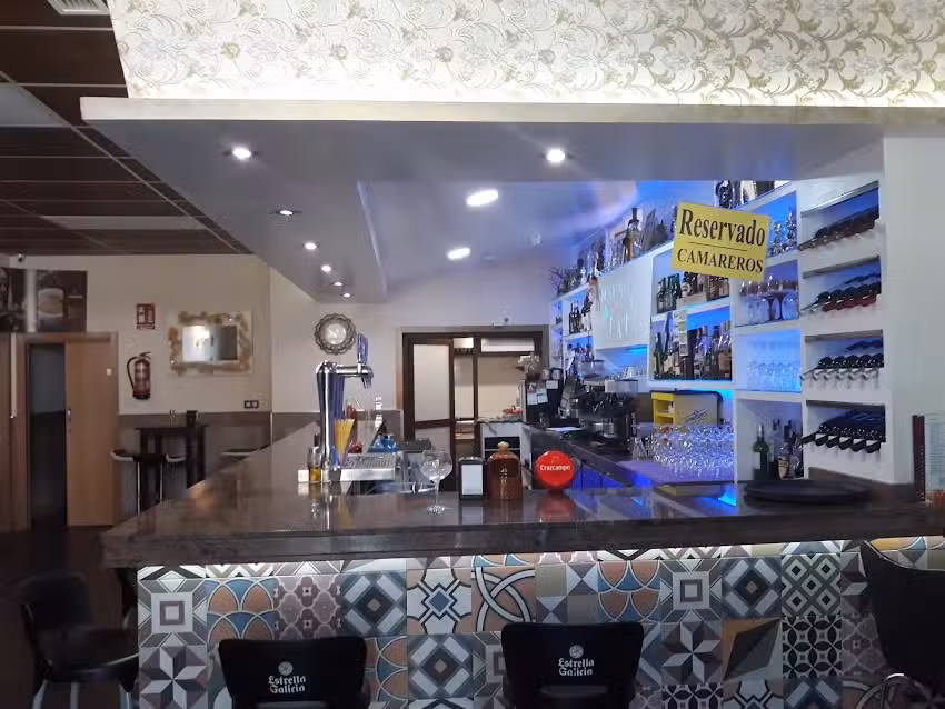 Cafe-Bar Bovedilla Plaza