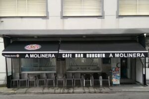Caf&eacute; Bar Burguer A Molinera