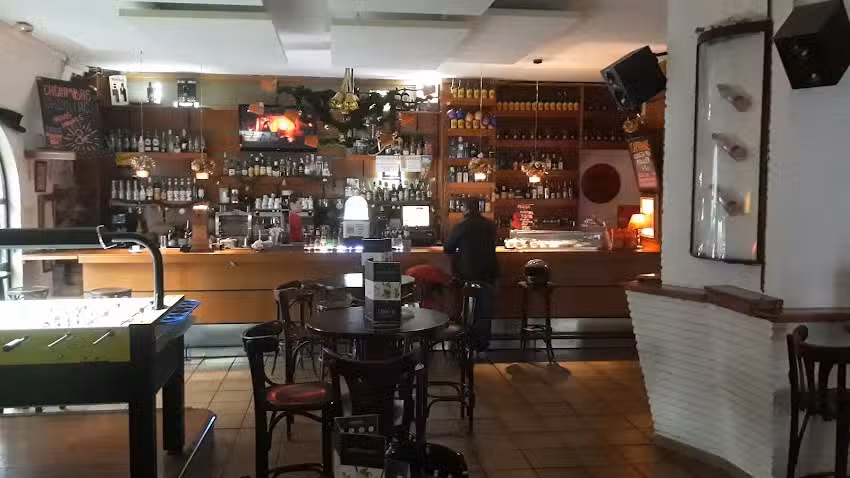 Caf&eacute; Bar Cadillac