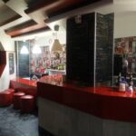 Caf&eacute; Bar Cadillac