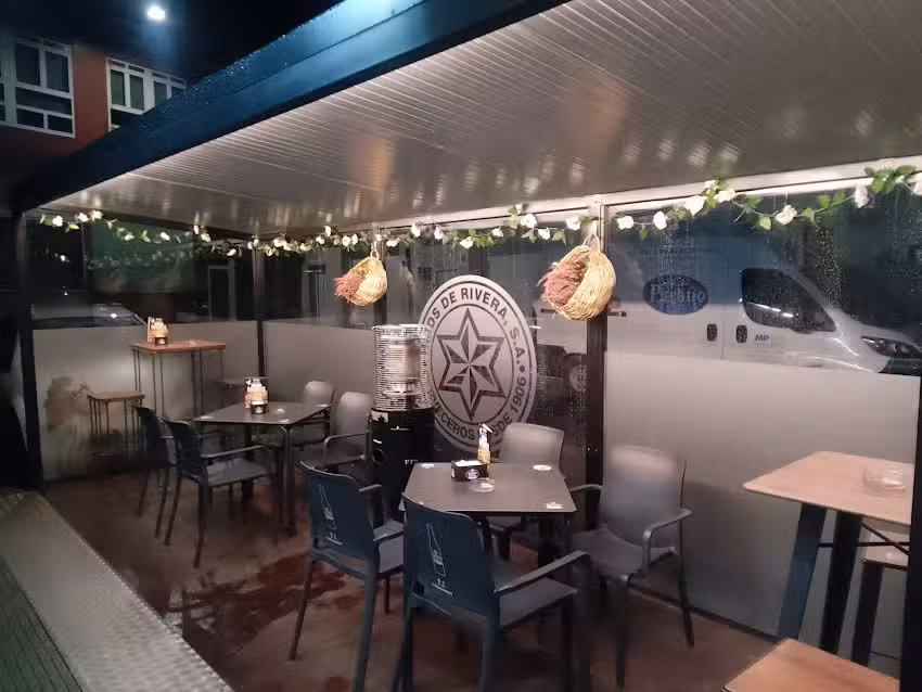 Caf&eacute; Bar Cai&oacute;n Cervecer&iacute;a [Estrella Galicia]