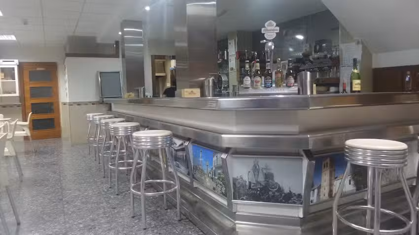 Caf&eacute; Bar Callejas