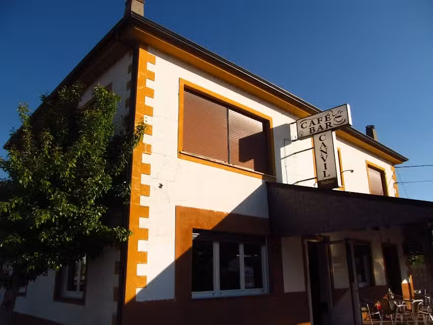 Caf&eacute;-Bar Canvil