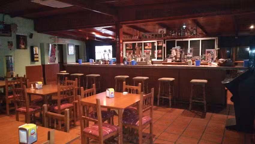 Caf&eacute; Bar Casa CAPUCHO