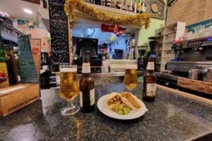 Caf&eacute; Bar Casa de Todos