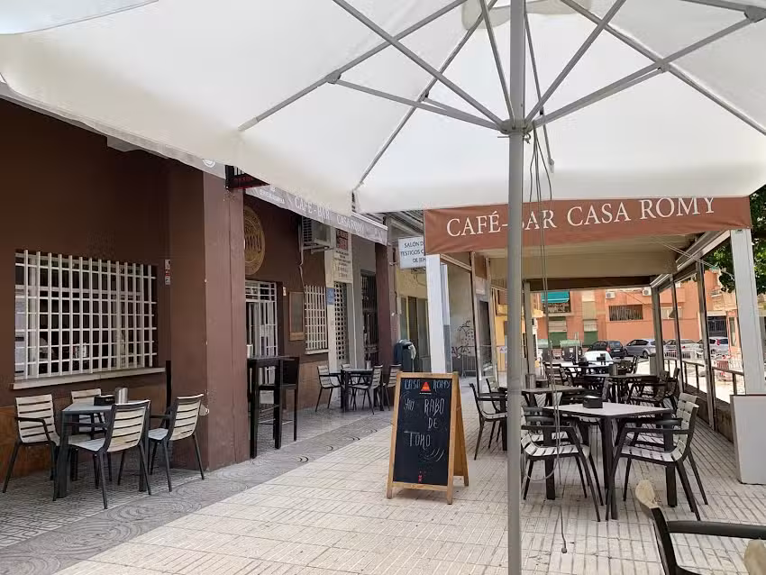 Cafe Bar-Casa Romy