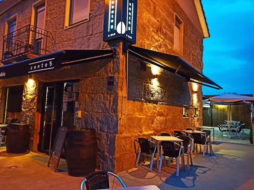 Caf&eacute;-Bar Cento 5