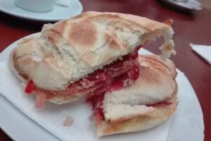 CAF&Eacute;-BAR CERVECER&Iacute;A Pamela.