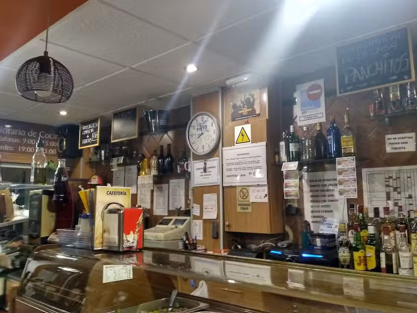 Café Bar Cervecería Q.