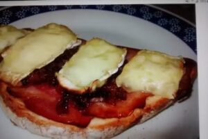 Cafe Bar Coci&ntilde;a, Xove