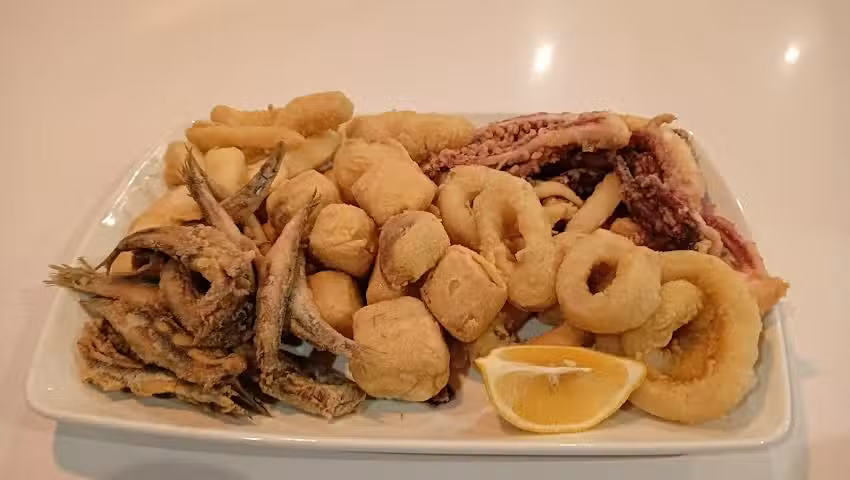 Caf&eacute; Bar Cort&eacute;s