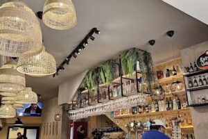 Caf&eacute; Bar Cubano