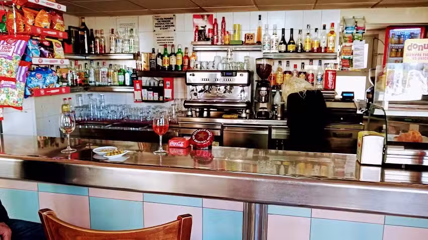 Caf&egrave; Bar D & D