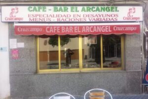 Caf&eacute;-Bar &laquo;El Arcangel&raquo;
