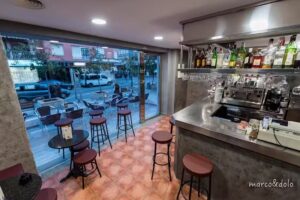 Caf&eacute;-Bar &laquo;el mercat&raquo;