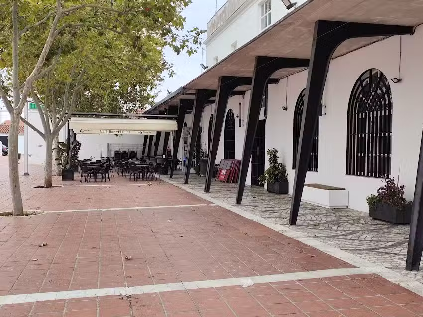 Caf&eacute; bar El Pilar