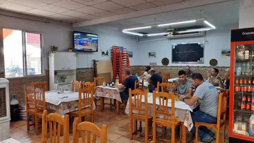 Cafe Bar El Pol&iacute;gono