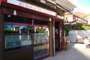 Cafe Bar El Roble De Colloto