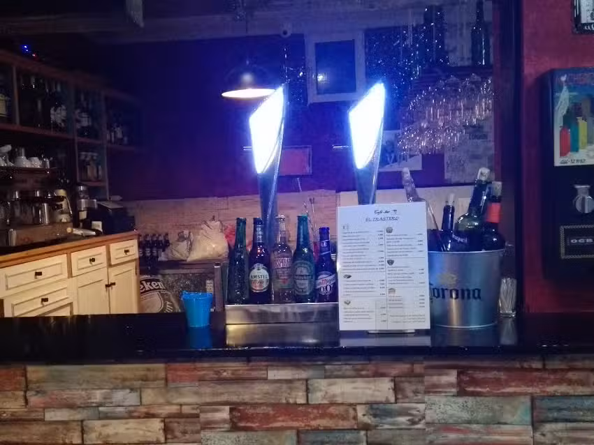 Caf&eacute; Bar El Trastero